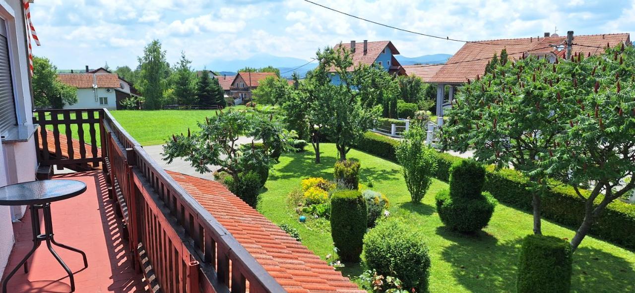 Apartman Marija Brajdic Rakovica Esterno foto