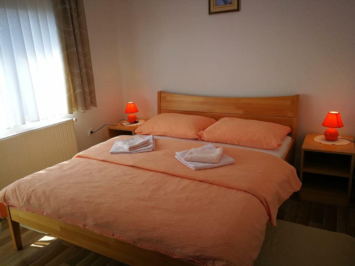 Apartman Marija Brajdic Rakovica Esterno foto