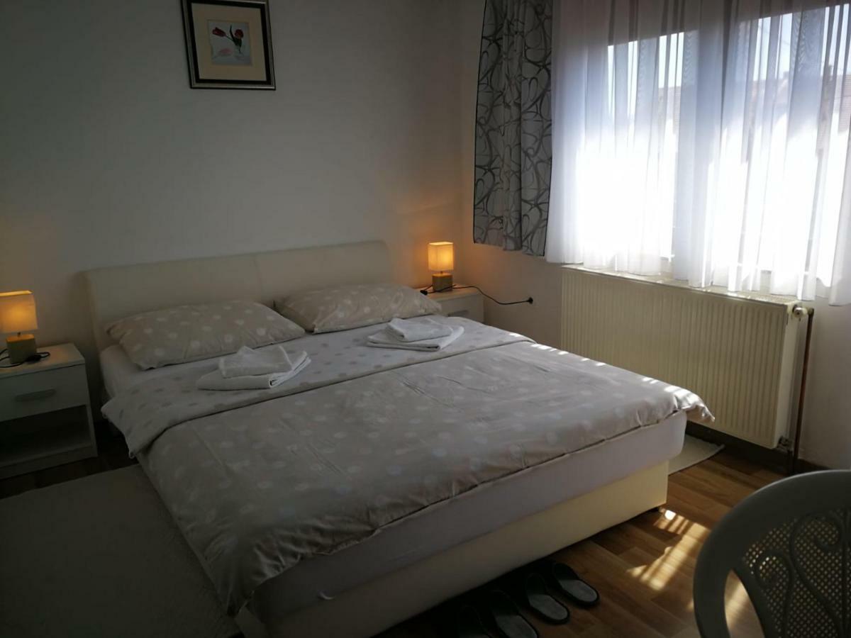 Apartman Marija Brajdic Rakovica Esterno foto